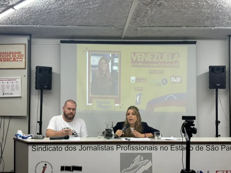 Villegas: Telesur traz 'olhar distinto sobre América Latina em meio à ditadura dos algoritmos'