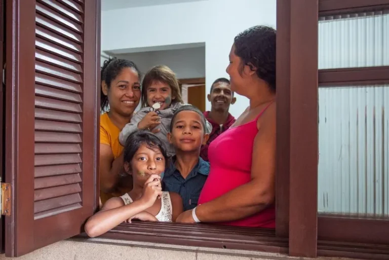 Religiosos realizam campanha de doações para Natal da Criança Migrante em Porto Alegre