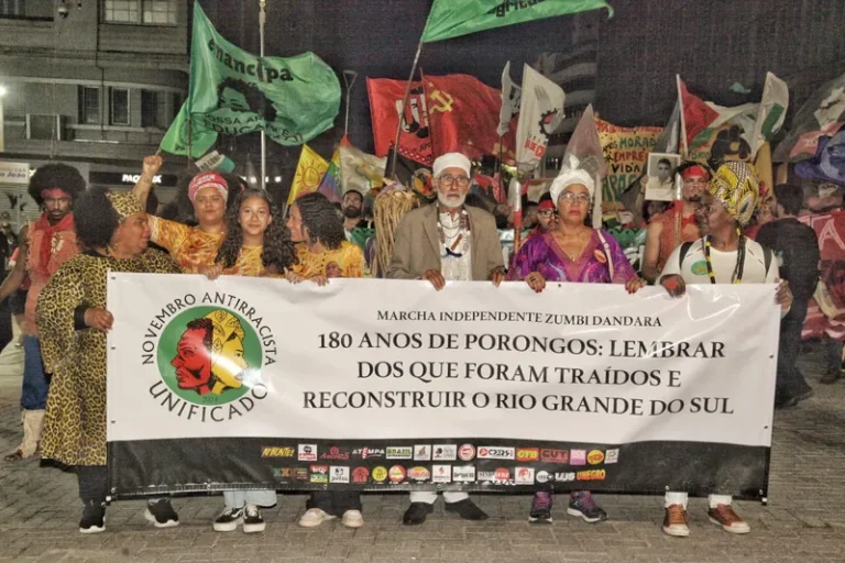 Marcha Independente Zumbi e Dandara celebra a vida e luta da população negra em Porto Alegre 