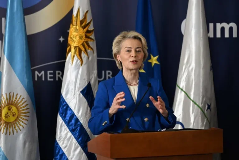 UE aprova acordo comercial com o Mercosul; texto ainda depende do aval do Conselho Europeu