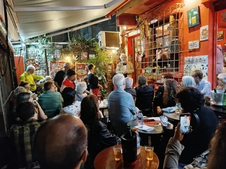 Movimento no RS pressiona Eduardo Leite para evitar fim do programa Cantos do Sul da Terra