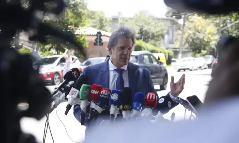 Governo aprova reforma tributária do consumo, mas arrisca projeto sobre renda e patrimônio