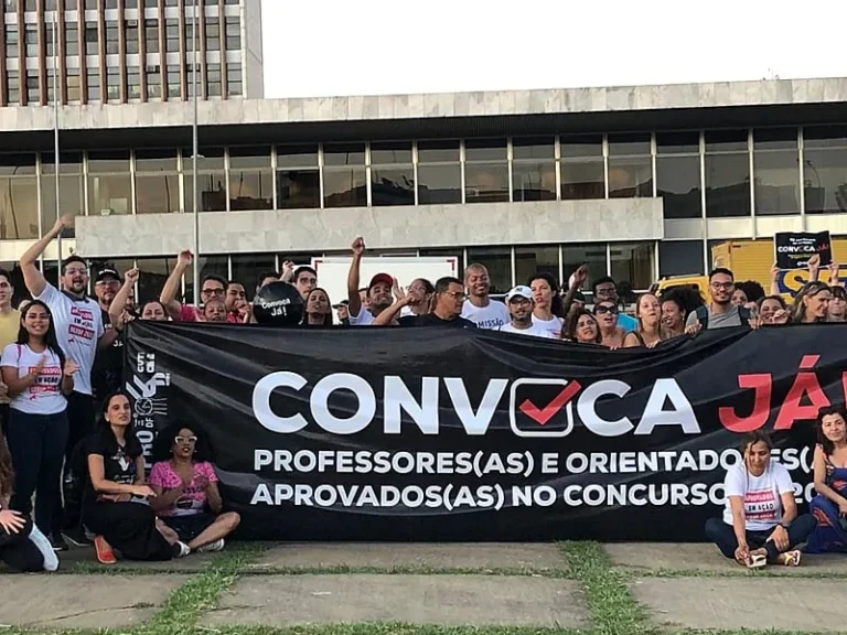 2024: um ano de negociação, conquistas históricas e desafios para a Educação no DF