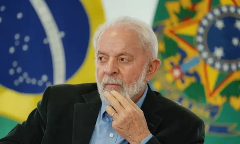 União Brasil dá 24h para filiados deixarem governo Lula; Gleisi chama acusações de 'levianas'