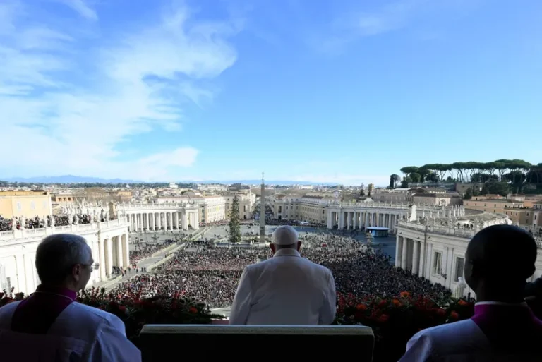 Papa Francisco descansa, estável, perto de completar três semanas hospitalizado