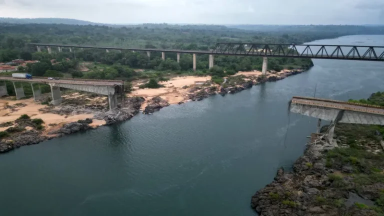 Não houve contaminação do rio Tocantins após queda da ponte, diz estudo, mas alerta segue