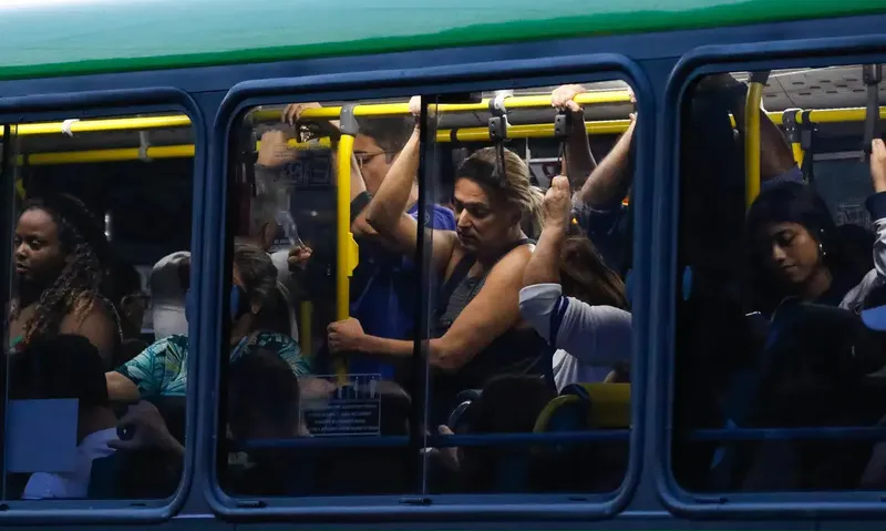 Ônibus - transporte público - transporte coletivo