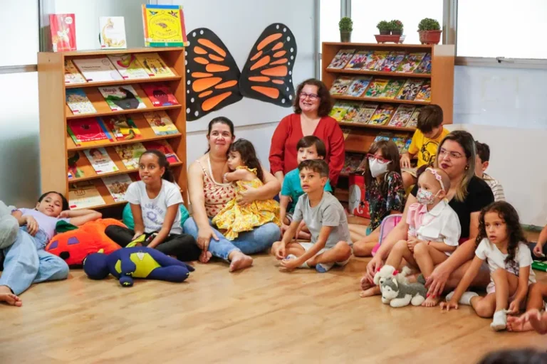 No Recife, bibliotecas públicas têm programação de férias para crianças, adolescentes e jovens