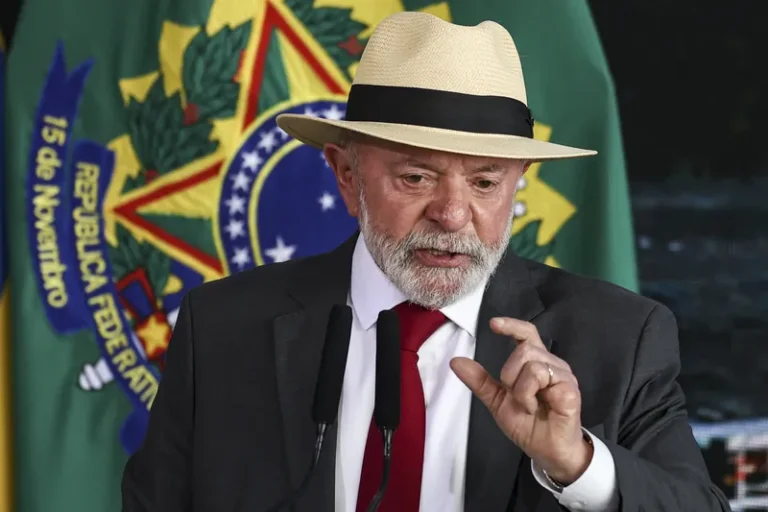 'Que cada país tenha sua soberania resguardada', diz Lula sobre mudanças da Meta