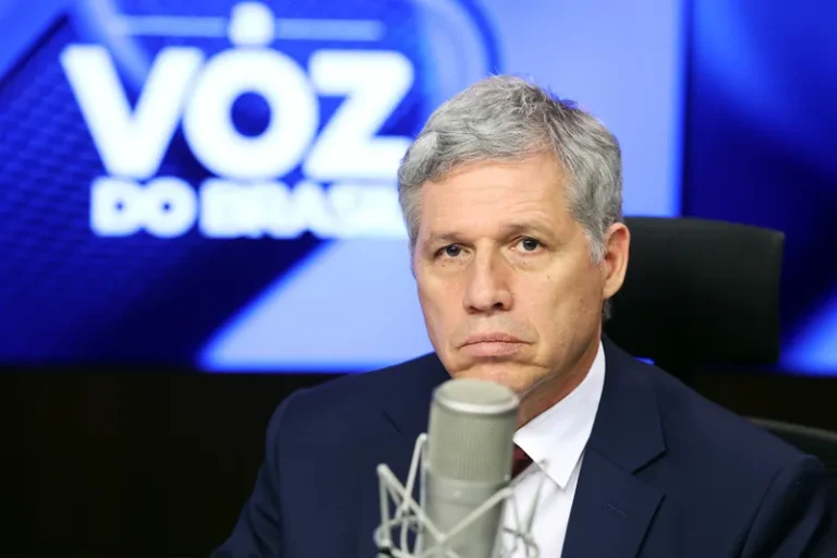 'Nós tínhamos tirado o crime organizado de lá', diz ministro após ataque a área do MST em SP