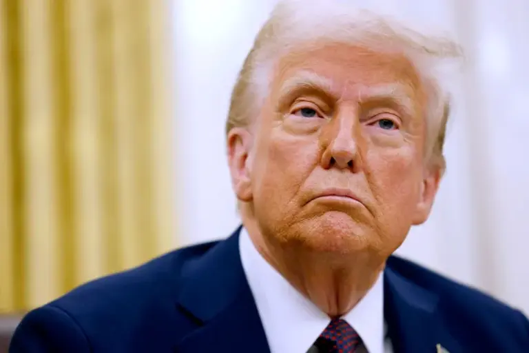 Juiz federal dos EUA bloqueia ordem executiva de Trump contra cidadania por nascimento