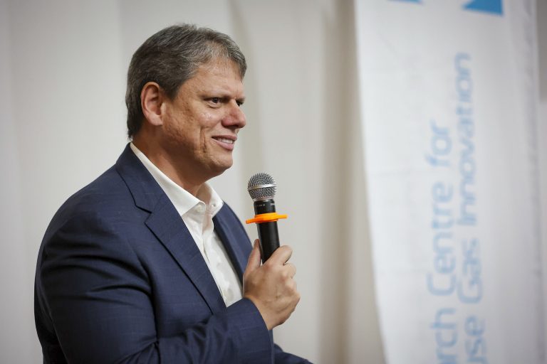 Deputados de PT, PCdoB e PV cobram Tarcísio e realizam ofensiva por fim do ICMS sobre cesta básica na Alesp