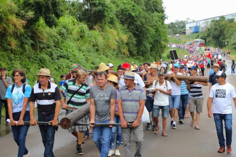 Romaria da Terra no Vale do Taquari relembra desastres climáticos do RS