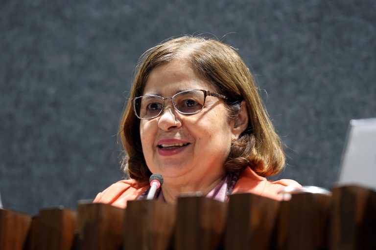 Enfrentar a extrema direita é enfrentar a violência que as mulheres já conhecem, diz Cida Gonçalves