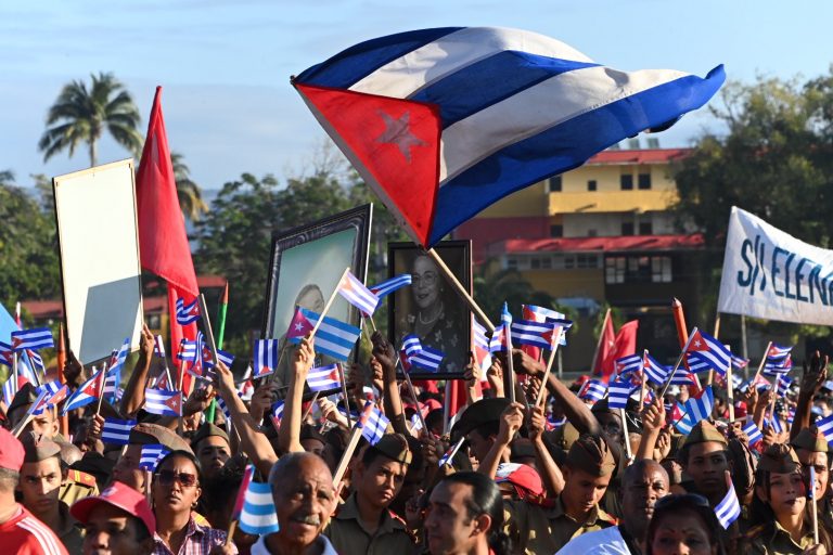 Cuba: Over 50,000 people protest against US military base in Guantanamo Bay