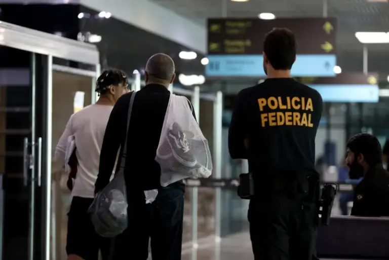 Como Brasil e vizinhos progressistas da América Latina têm respondido a deportações dos EUA