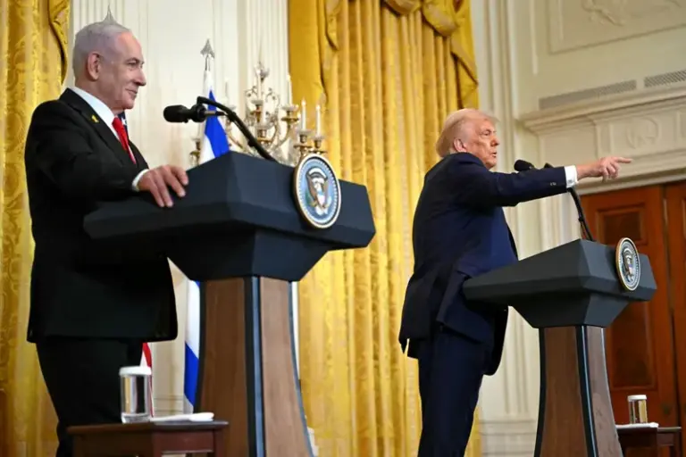 Trump dá ultimato para que Hamas saia de Gaza e exige libertação de prisioneiros israelenses