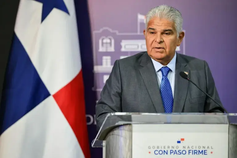 Casa Branca diz que EUA não pagarão para cruzar o canal do Panamá e governo panamenho nega