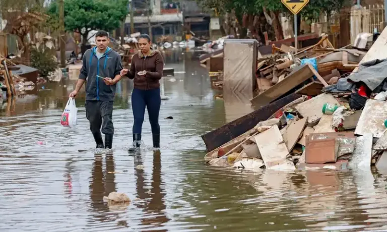 Treze meses após maior crise socioambiental, Rio Grande do Sul volta a ser impactado por chuvas