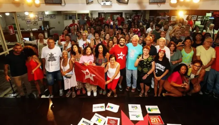 Plenária de filiação do PT reúne MST, movimentos populares e sociedade civil no centro do Rio d