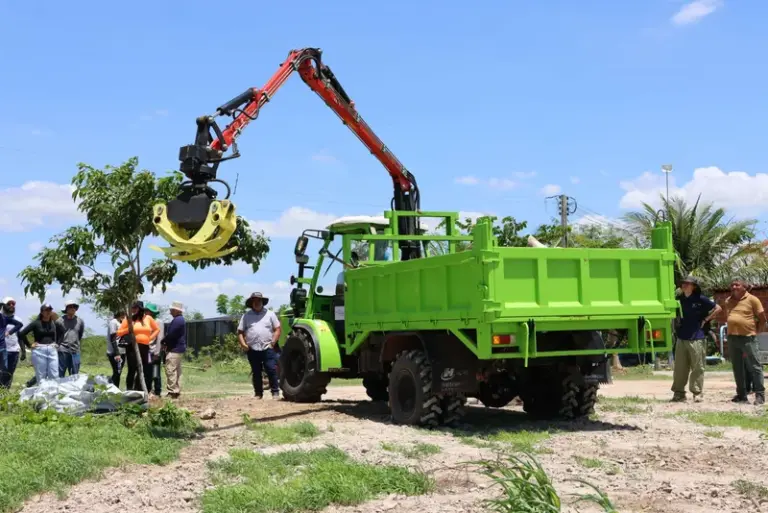 Parceria Brasil-China para mecanização da agricultura familiar fortalece produção agroecológica
