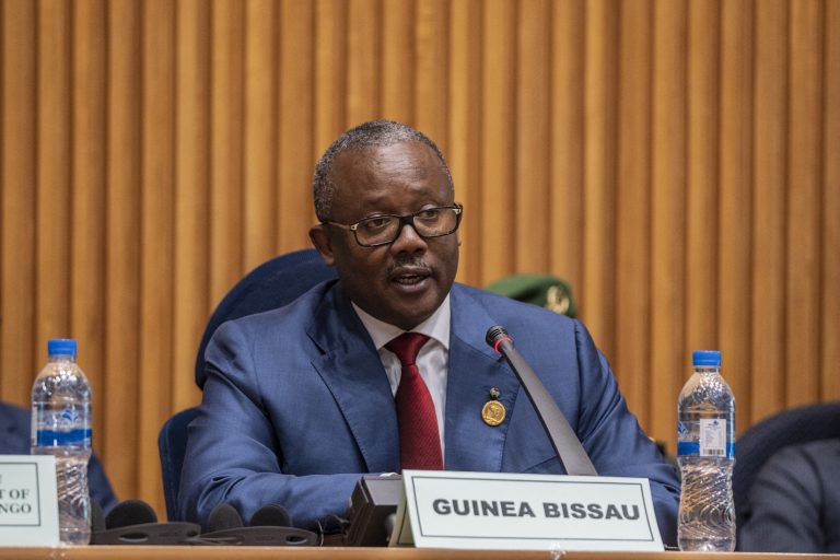 Guiné-Bissau: oposição não reconhece mandato do presidente e exige novas eleições até maio