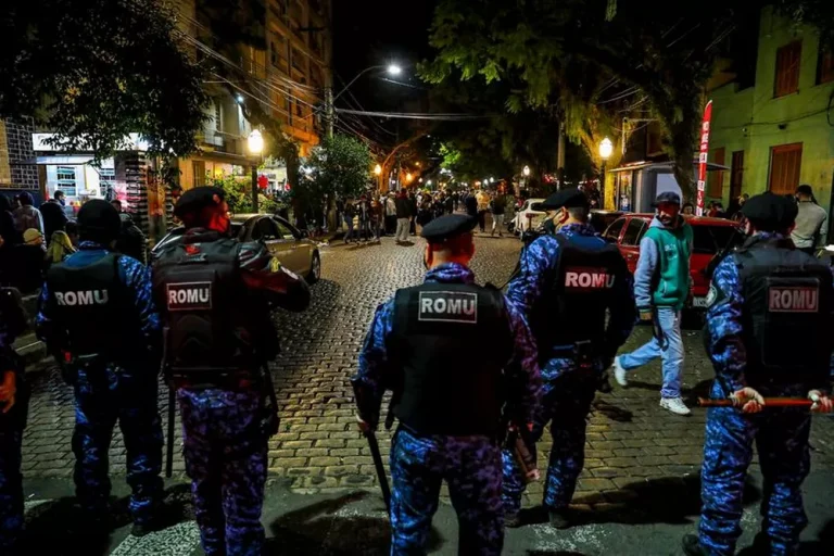 Ei! Você aí também precisa do Carnaval de rua