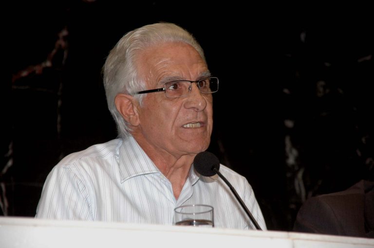 Pensar a educação em tempos de incertezas: um tributo a Miguel Arroyo!