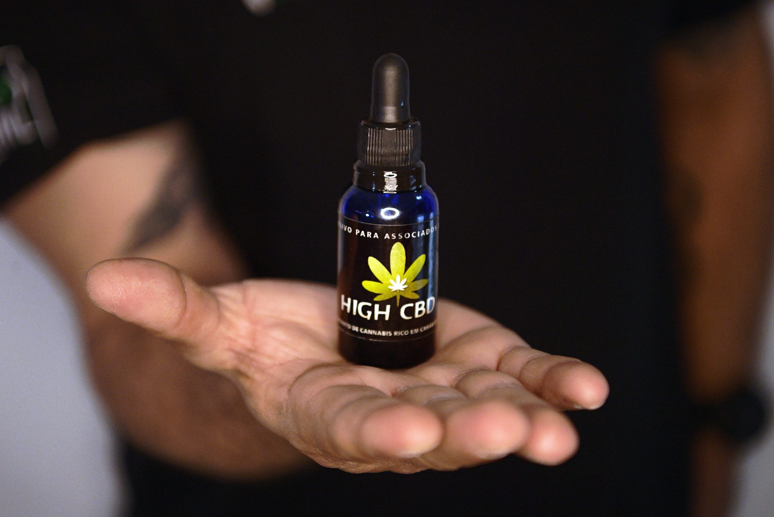 medicamento a base de cannabis