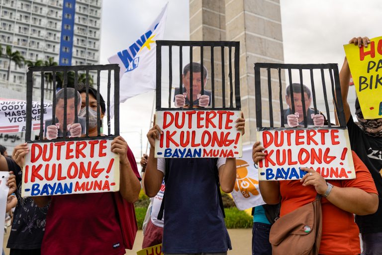 Analista: prisão de ex-presidente populista das Filipinas pode ter motivo político