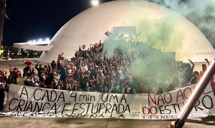 Direitos das vítimas de estupro: quando o conservadorismo político sobrepõe a lei