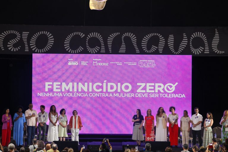 Desfiles das escolas de samba do Rio terão ação contra o feminicídio