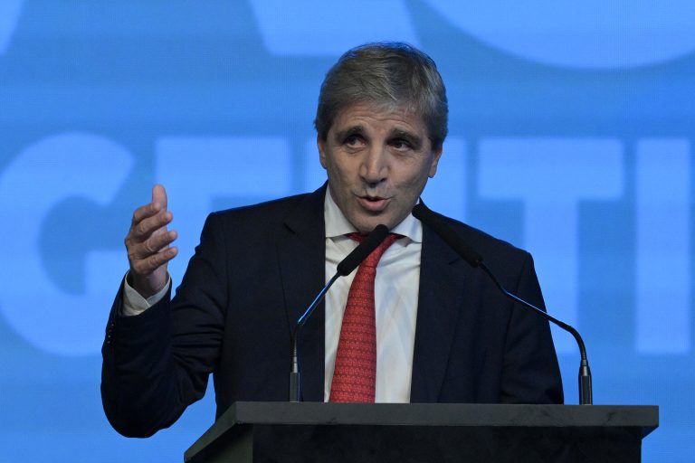 FMI desmente ministro da Economia argentino sobre valor de novo empréstimo