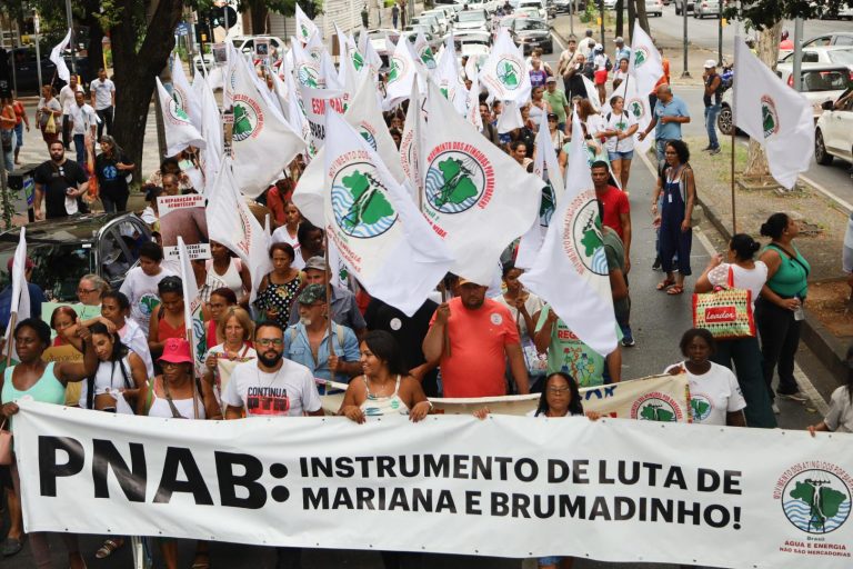 MAB realiza atos em defesa de comunidades atingidas por barragens pelo Brasil