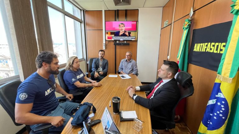 Encontro debate avanços na legislação para proteção animal no Rio Grande do Sul