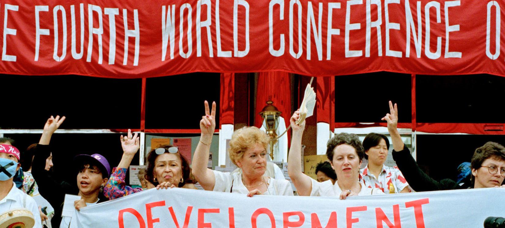 Protestos durante 4ª Conferência Mundial sobre a Mulher em Pequim, realizada na China, em 1995. Foto: ONU/Milton Grant