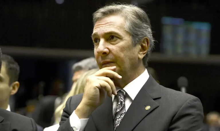 Ex-presidente Fernando Collor é preso em Alagoas após decisão de Moraes