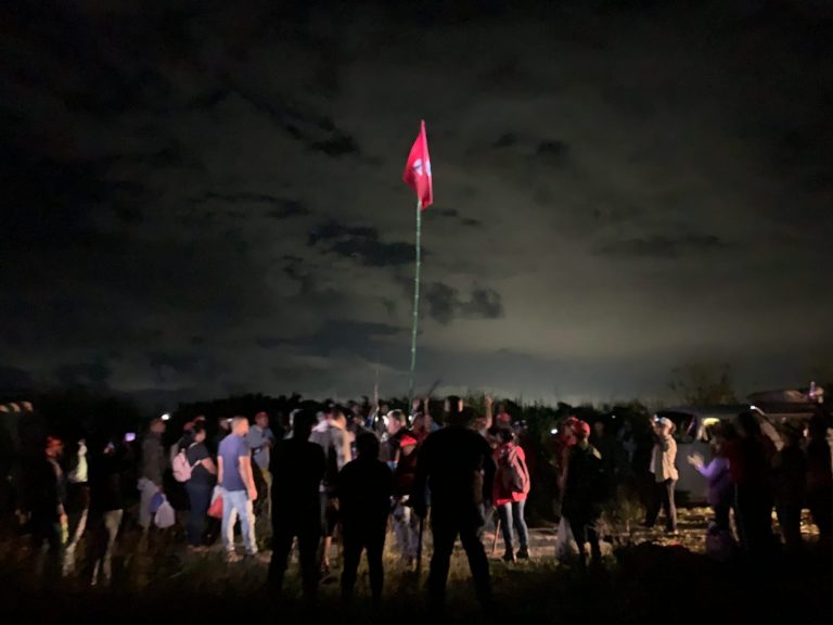 MST ocupa terras de usina de cana condenada por assassinato de trabalhador grevista, em PE