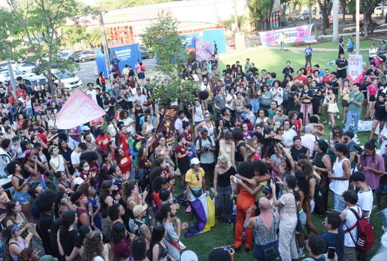 State university approves quotas for trans, transvestite and non-binary people 