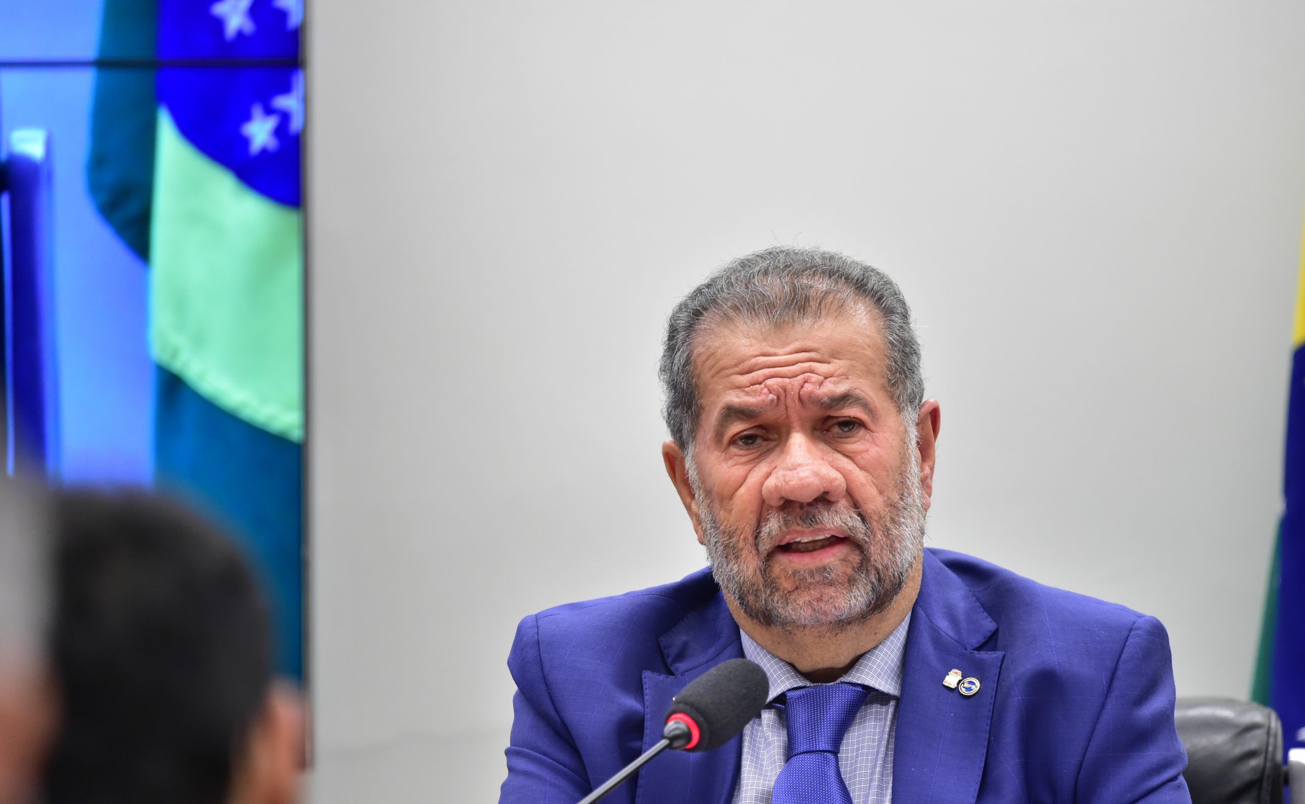 Ministro da Previdência, Carlos Lupi, em audiência na Câmara dos Deputados