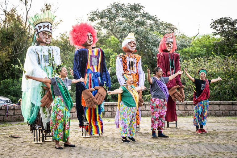 Semana do Teatro de Bonecos do RS celebra arte e memória com programação gratuita