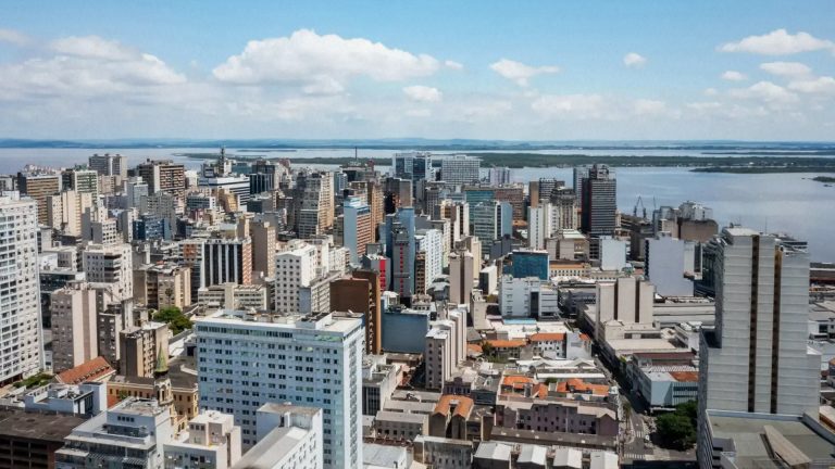 Evento aborda impacto social e ambiental das inovações em Porto Alegre (RS)