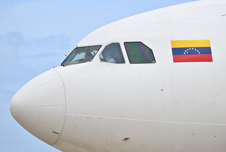 Brasil e Venezuela retomam voos depois de 8 anos; primeira viagem será nesta terça (5)