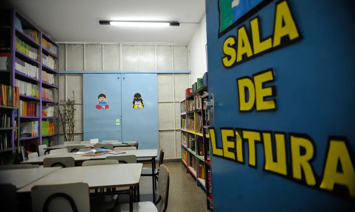Sala de leitura em escola