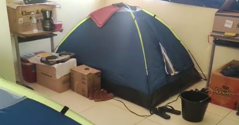 Professores dormem em barracas e moram em escola de ensino quilombola no Tocantins