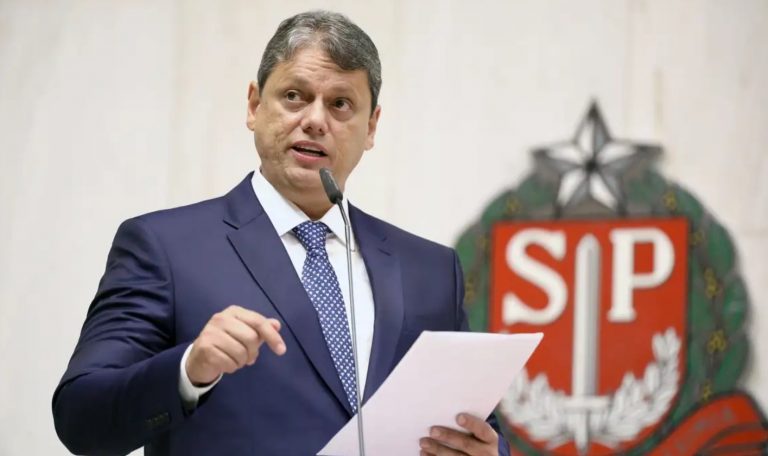 Projeto de Tarcísio, instalação de pedágios desagrada até mesmo parlamentares de sua base