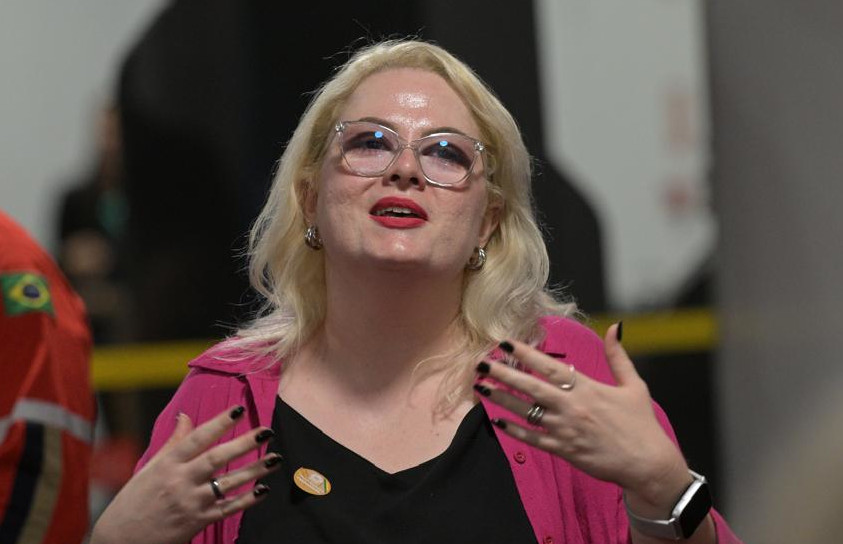 Nayara Henriques, pesquisadora do "Projeto república: núcleo de pesquisa, documentação e memória", da UFMG