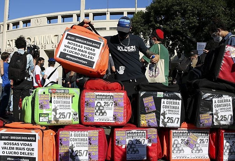 Entregadores se unem em greve por melhores condições de trabalho