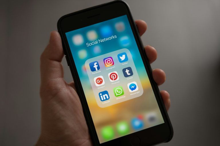 Brazilian institute urges social platforms to ensure safety for young users