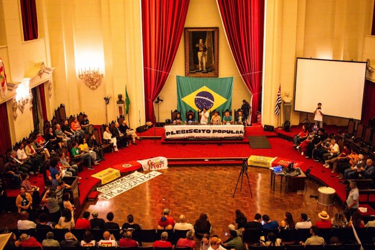 Plebiscito Popular: uma ferramenta de mobilização do povo e pressão por mudanças urgentes